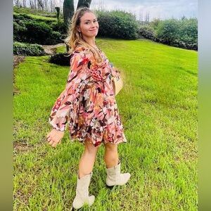 Meet your Posher, Alicia